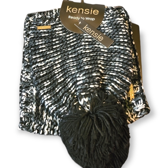 Kensie Marled Beanie and Alligator Scarf Set - Picture 3 of 5